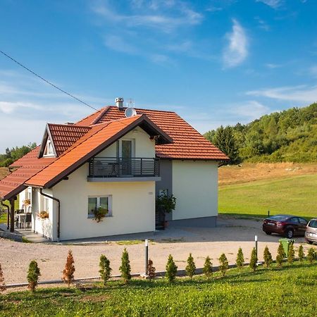 Apartmani Leptir Rakovica Kültér fotó