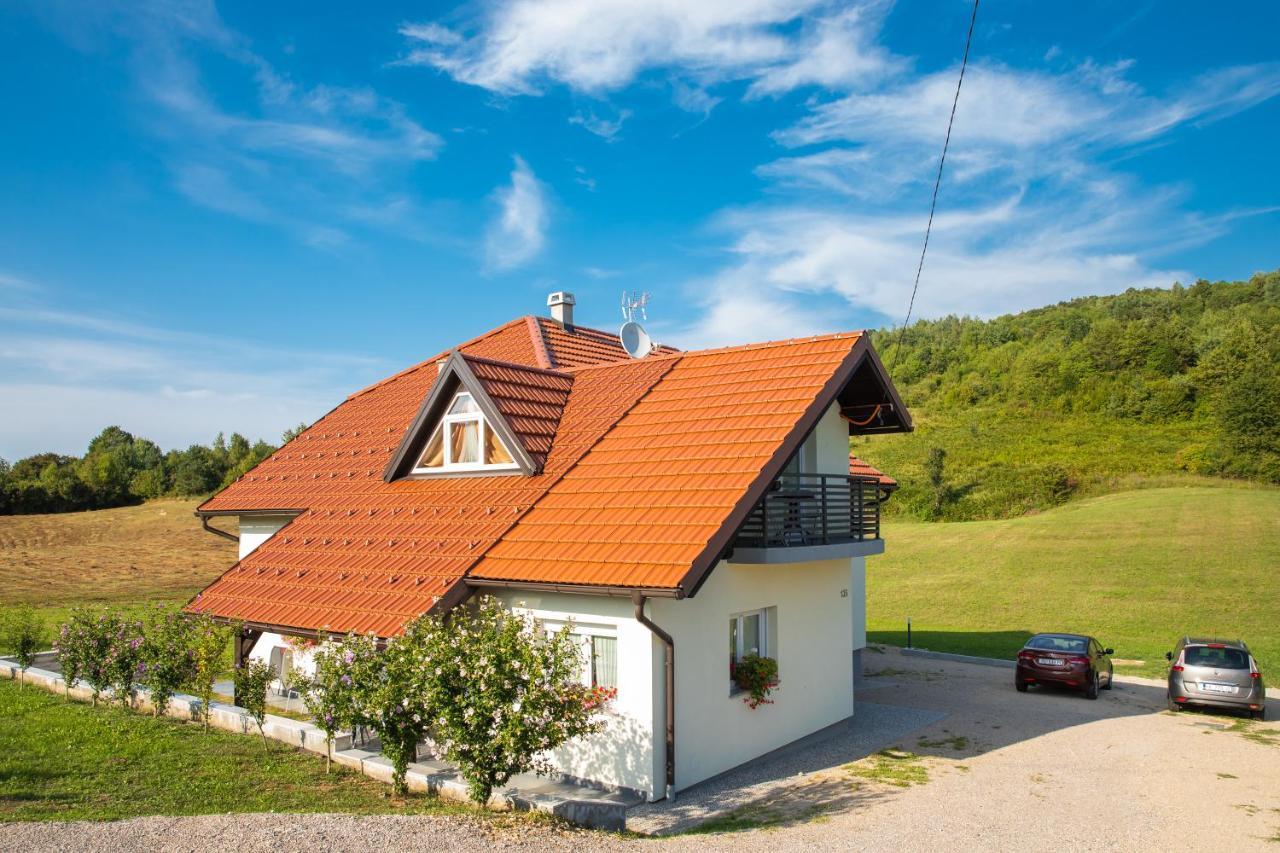 Apartmani Leptir Rakovica Kültér fotó