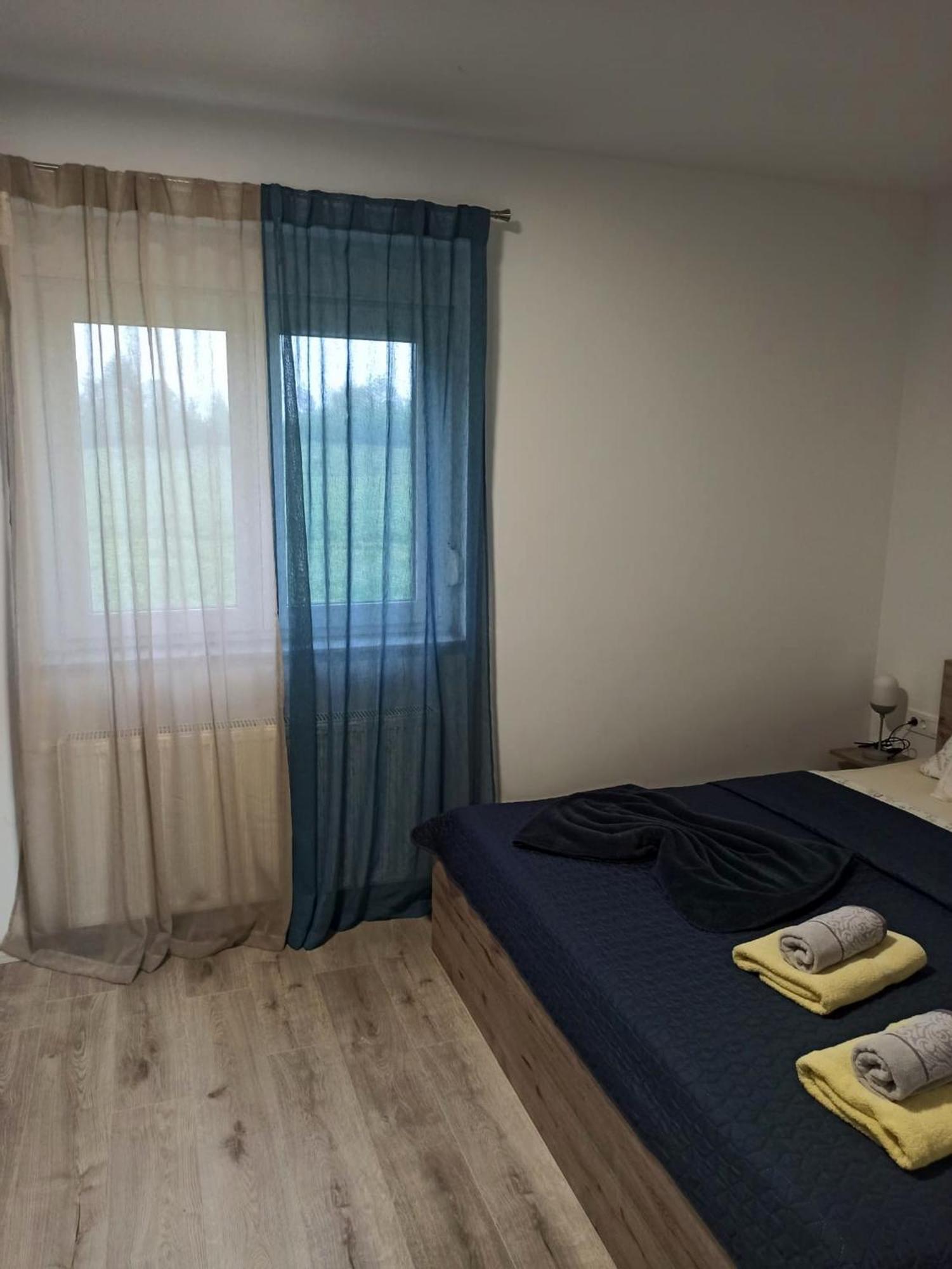 Apartmani Leptir Rakovica Kültér fotó