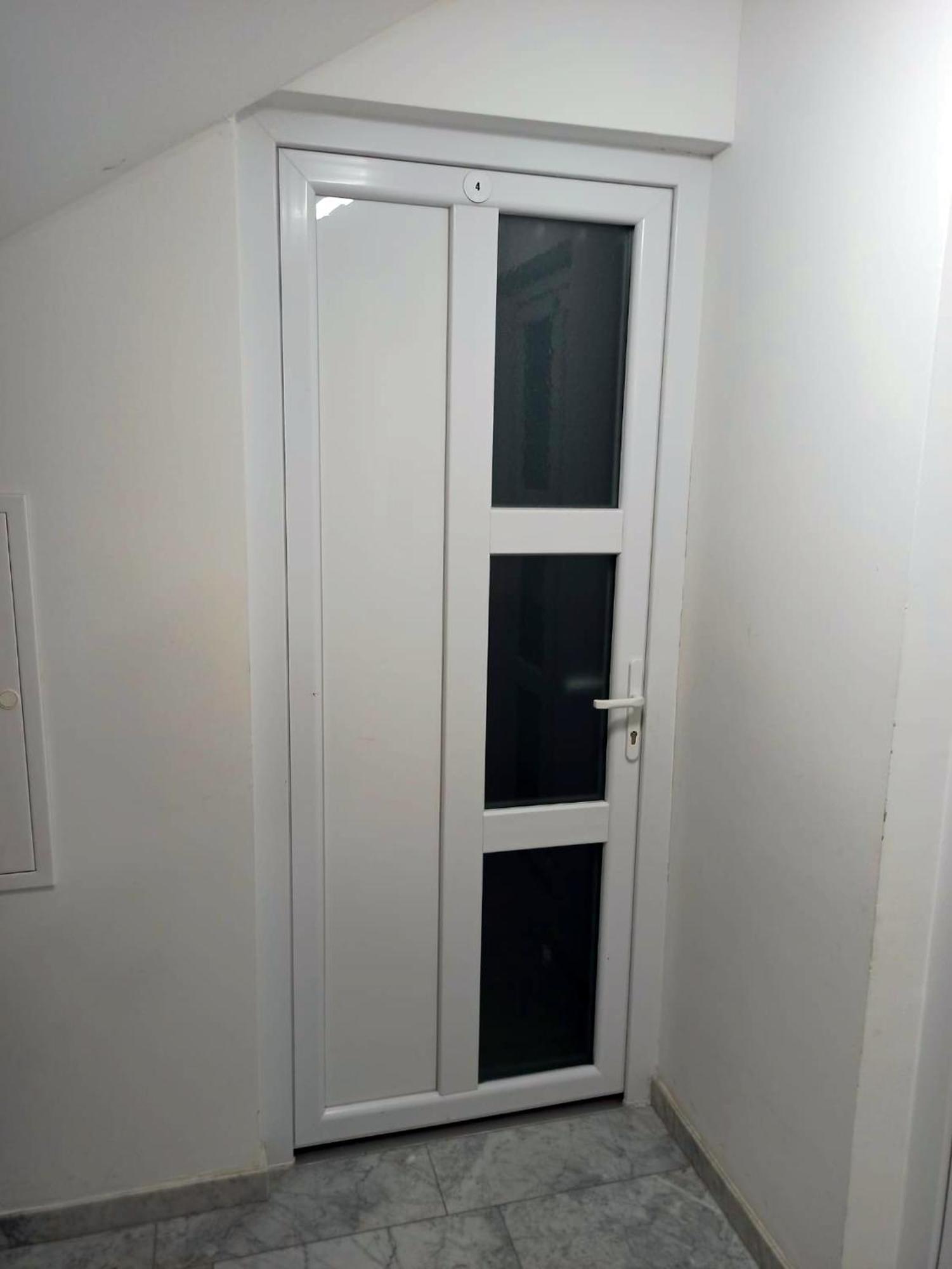 Apartmani Leptir Rakovica Kültér fotó